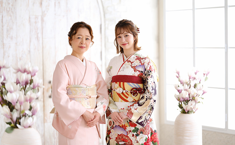 成人式の振袖レンタル・記念撮影はらかんスタジオで