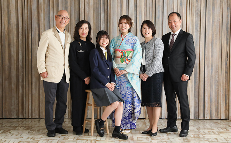 振袖を着た女性