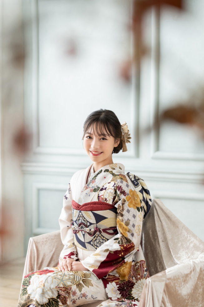 ひいな振袖 白色