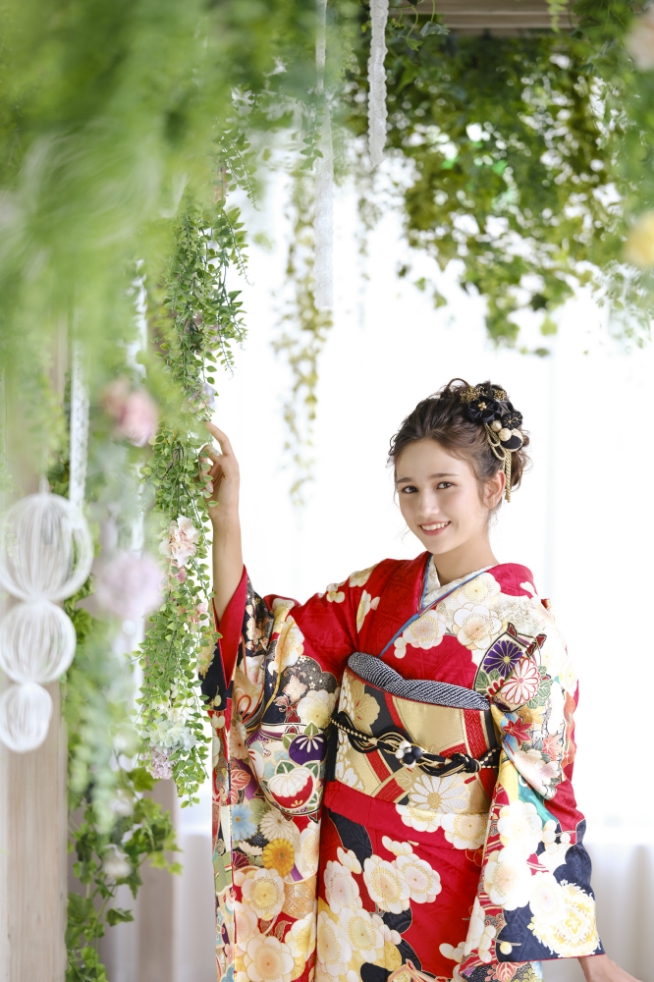 ひいな振袖 赤色