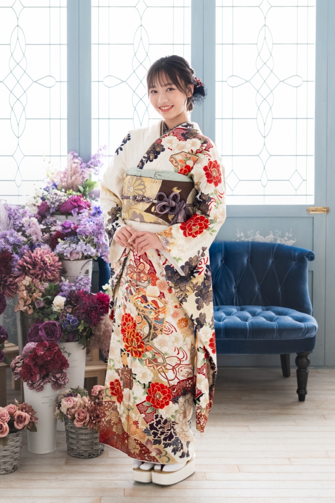 ひいな振袖 白色