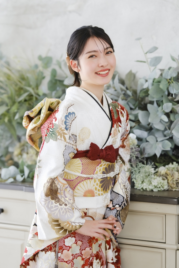 ひいな振袖 白色